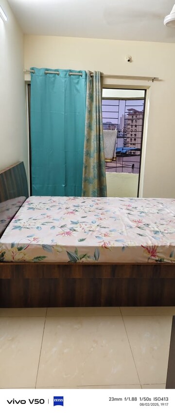 Bedroom in 2 BHK Apartment at Jasmine Tower, Vasant Vihar – for Rent