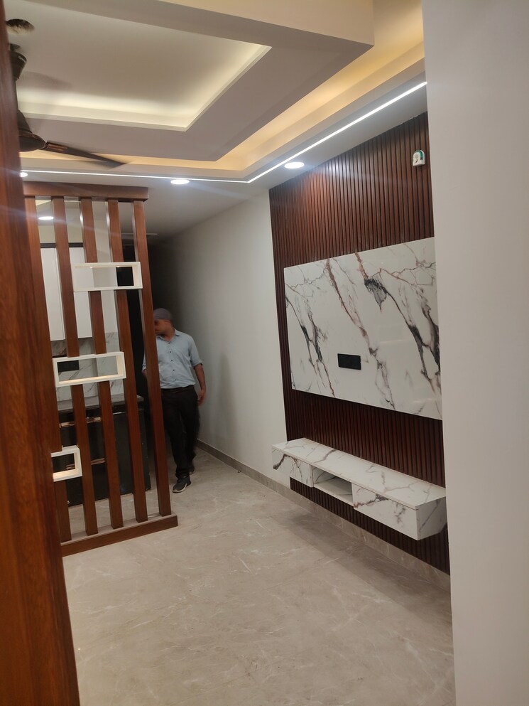 Kitchen, govindpuri 3 Bedroom 900 Sq.Ft. Builder Floor In Govindpuri Delhi 9078569