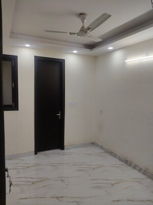 Room in 2 BHK Builder Floor at Govindpuri – for Sale