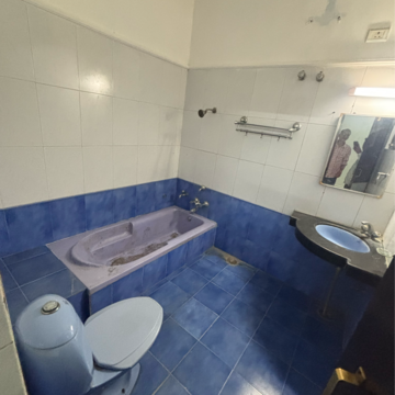 Team Area in 3 BHK Independent House at Gomti Nagar – for Rent