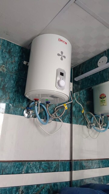 2 BHK Apartment For Rent in SS The Leaf, Sector 85