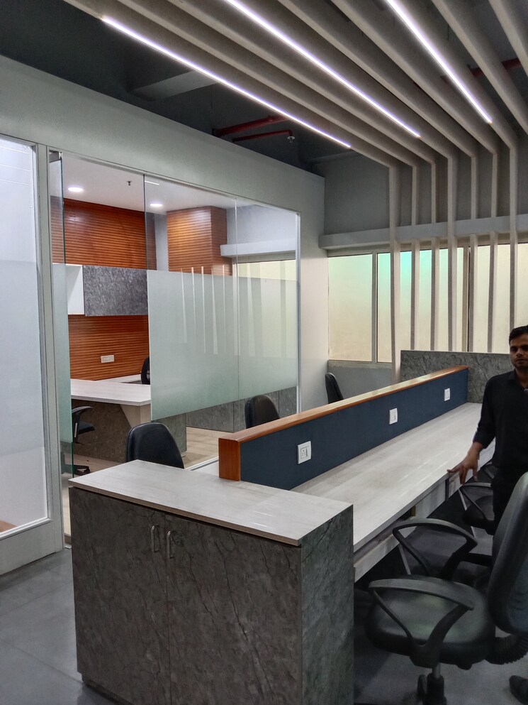 Team Area, bestfield Commercial Office Space 800 Sq.Ft. In Netaji Subhash Place Delhi 9078646