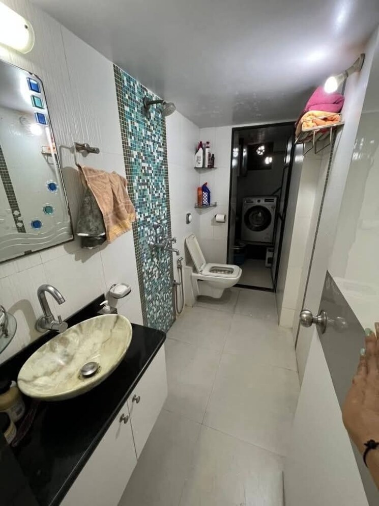 Attached Bathroom, freedom fighters enclave 3 Bedroom 1550 Sq.Ft. Apartment In Freedom Fighters Enclave Delhi 9078658