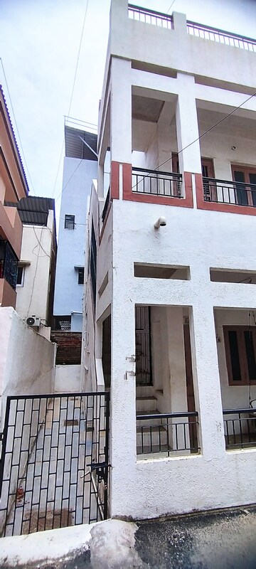 1 BHK Villa – Exterior View View at Bhatar - for Rent