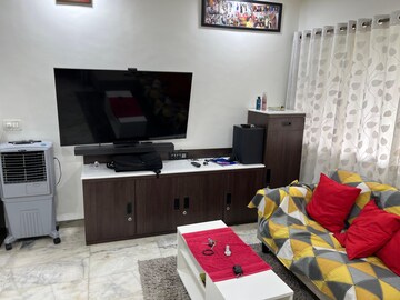Team Area in 1 BHK Apartment at Gurukrupa Marina Enclave, Malad West – for Rent
