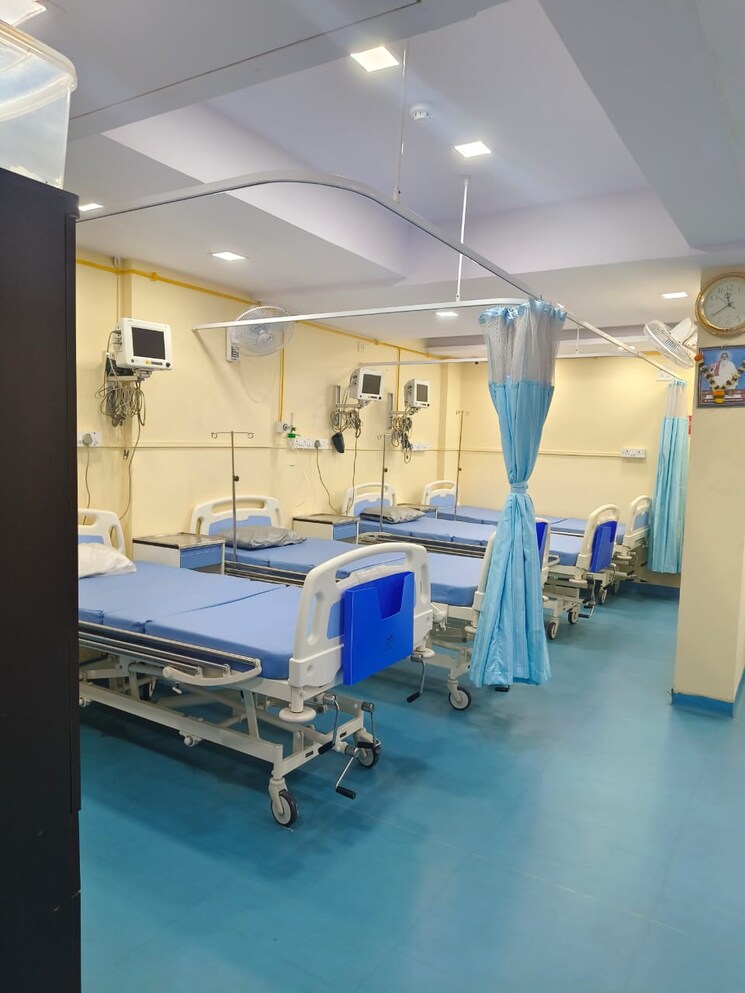 Team Area, bhayandar east Commercial Showroom 4500 Sq.Ft. In Bhayandar East Thane 9078792