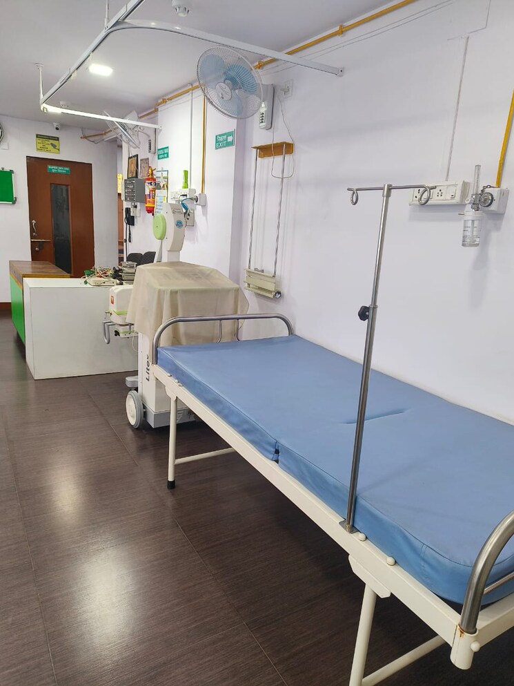 Team Area, bhayandar east Commercial Showroom 4500 Sq.Ft. In Bhayandar East Thane 9078792