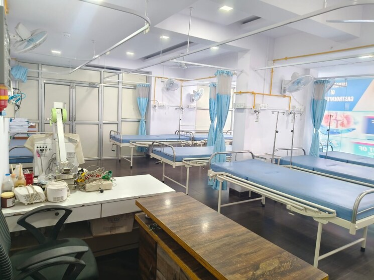 Team Area, bhayandar east Commercial Showroom 4500 Sq.Ft. In Bhayandar East Thane 9078792