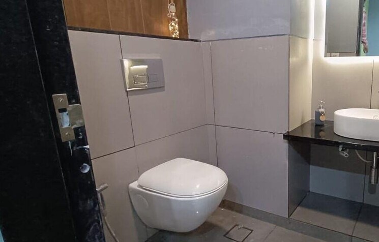 Bathroom, metro-avenue-andheri-east Commercial Office Space 1240 Sq.Ft. In Andheri East Mumbai 9078804