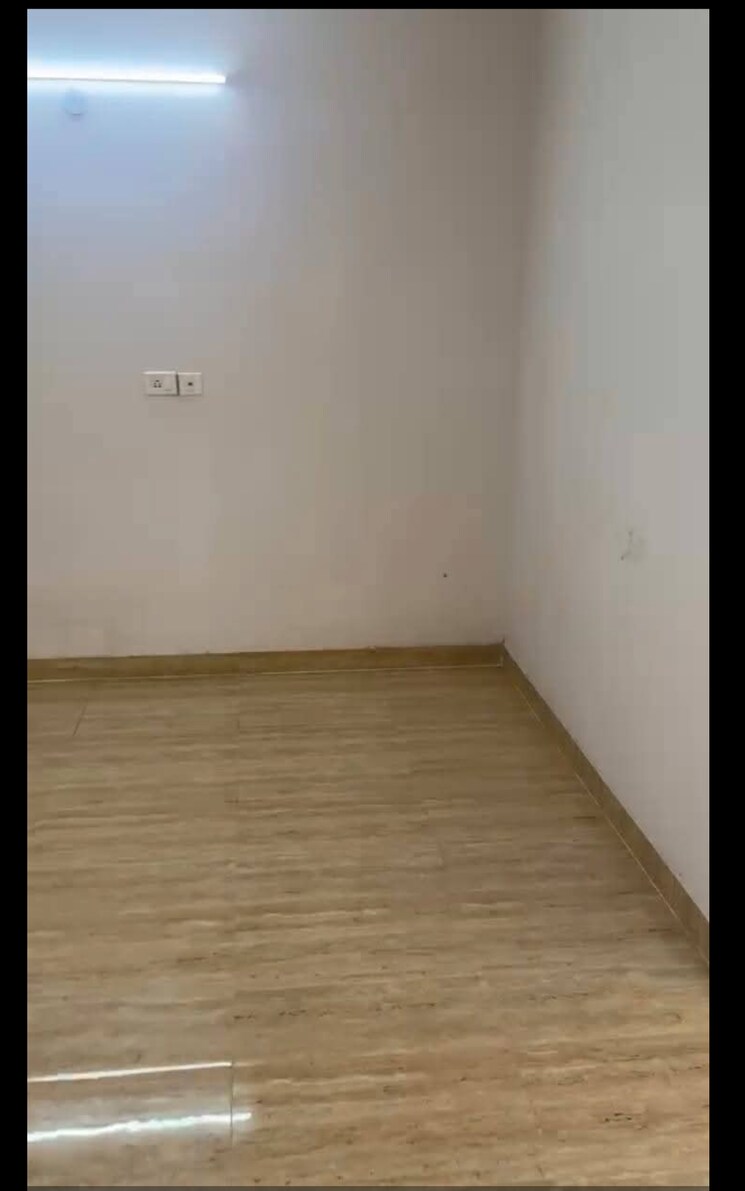 Room, amrapali-golf-homes 2 Bedroom 1100 Sq.Ft. Apartment In Sector 4 Greater Noida Greater Noida 9078819