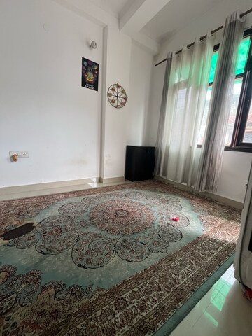 1 BHK Builder Floor For Rent in Saket