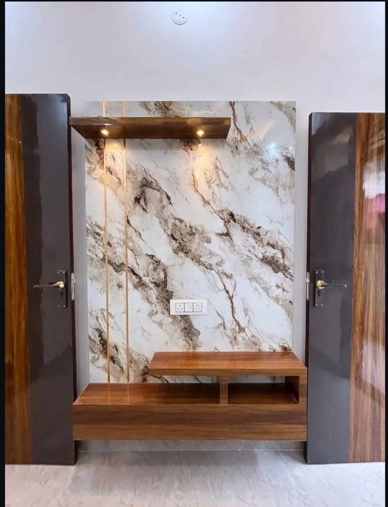 Room, meet-apartments 2.5 Bedroom 750 Sq.Ft. Builder Floor In Burari Delhi 9078873