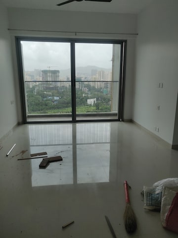 2 BHK Apartment For Rent in Kalpataru Immensa, Kolshet Road