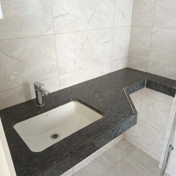 Bathroom in 2 BHK Apartment at Amanora Gold Towers, Amanora Park Town – for Sale