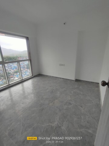 Room in 1 BHK Apartment at Shraddha Evoque, Bhandup West – for Sale