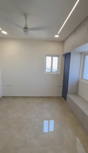 Room in 2.5 BHK Apartment at Brigade Citadel, Moti Nagar – for Rent
