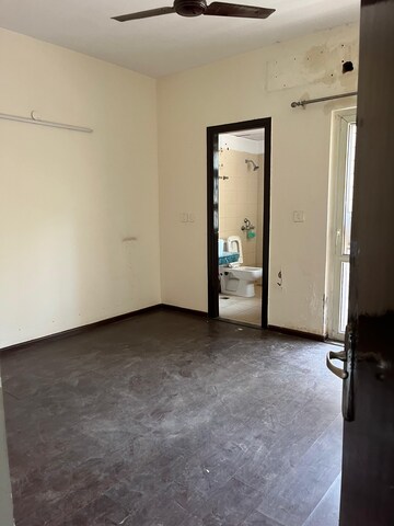 Room in 3 BHK Apartment at BPTP Park 81, Sector 81 – for Rent