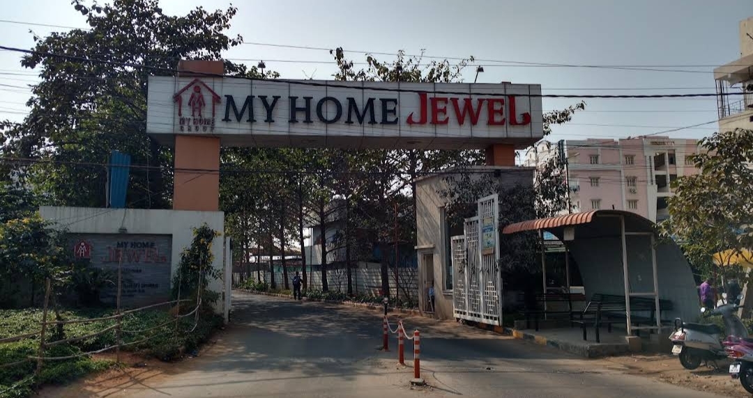 3 BHK 1685 Sq.Ft. Apartment in My Home Jewel