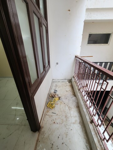 Balcony in 1 BHK Builder Floor at Chattarpur – for Rent