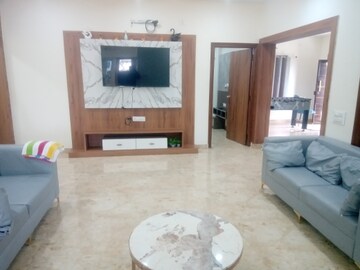 Bathroom in 3 BHK Apartment at Pavani Manor, Jubilee Hills – for Rent