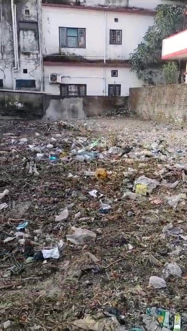 Plot For Sale in Canal Road