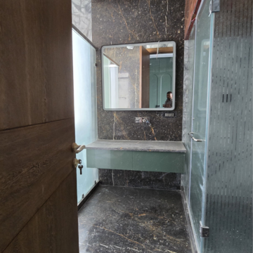Attached Bathroom in 6 BHK Villa at Chattarpur – for Sale