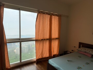 Master Bedroom in 2 BHK Apartment at Worli Naka – for Rent