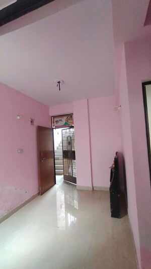 Furnished Amenities in 1.5 BHK Apartment at Sector 10 Greater Noida – for Sale
