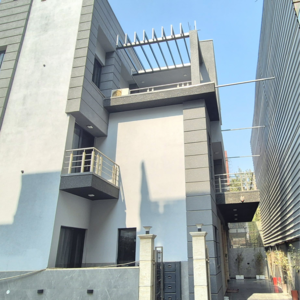 5 BHK Villa – Exterior View View at Chattarpur - for Sale