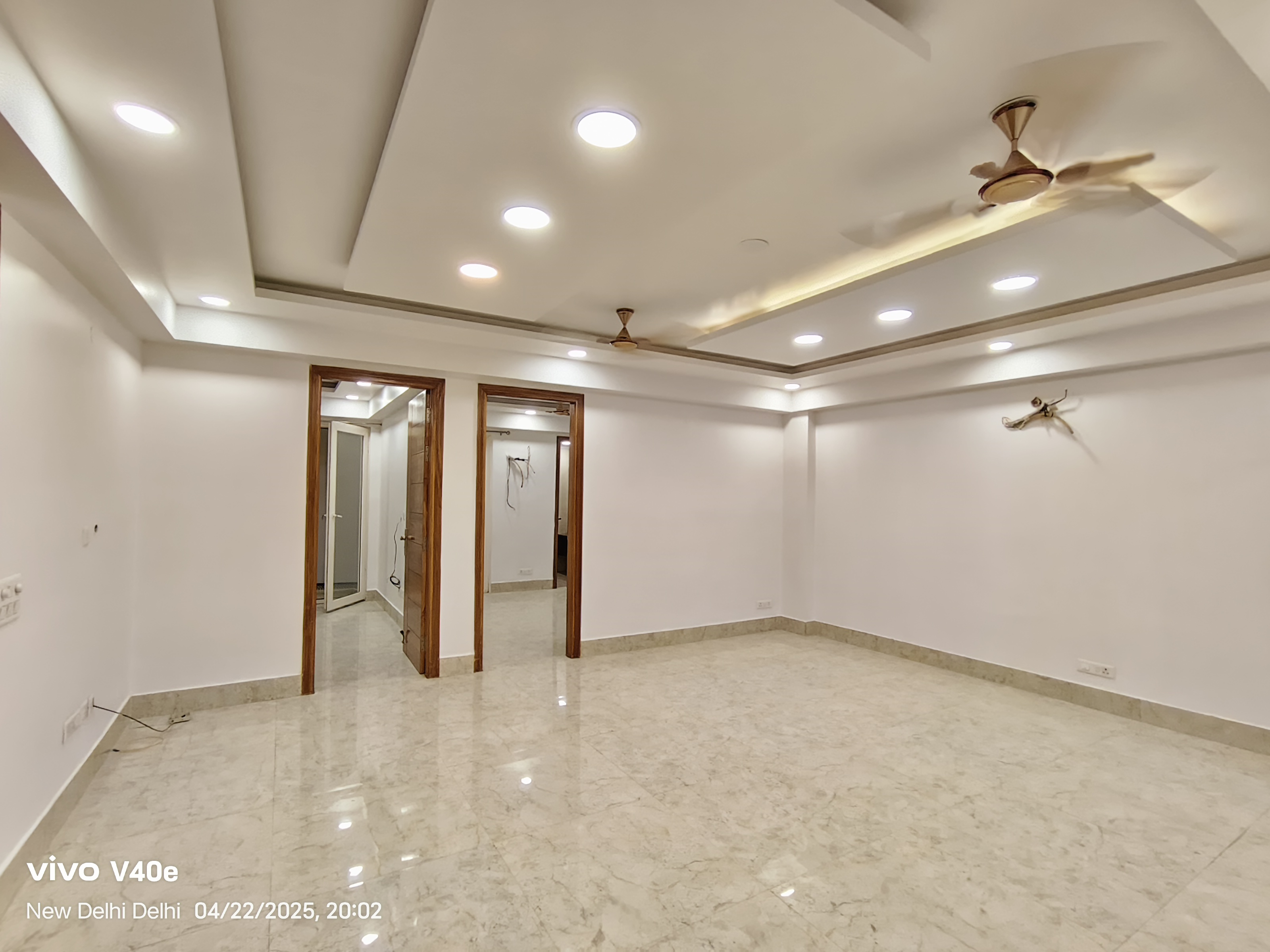 3 BHK + Pooja Room,Servant Room Builder Floor For Rent in Vasant Kunj
