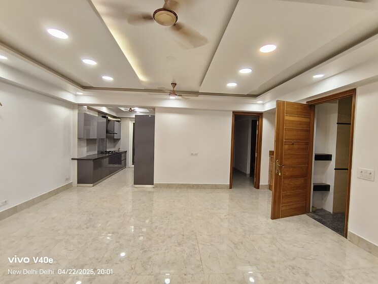Room, vasant kunj 3 Bedroom 1400 Sq.Ft. Builder Floor In Vasant Kunj Delhi 9079126