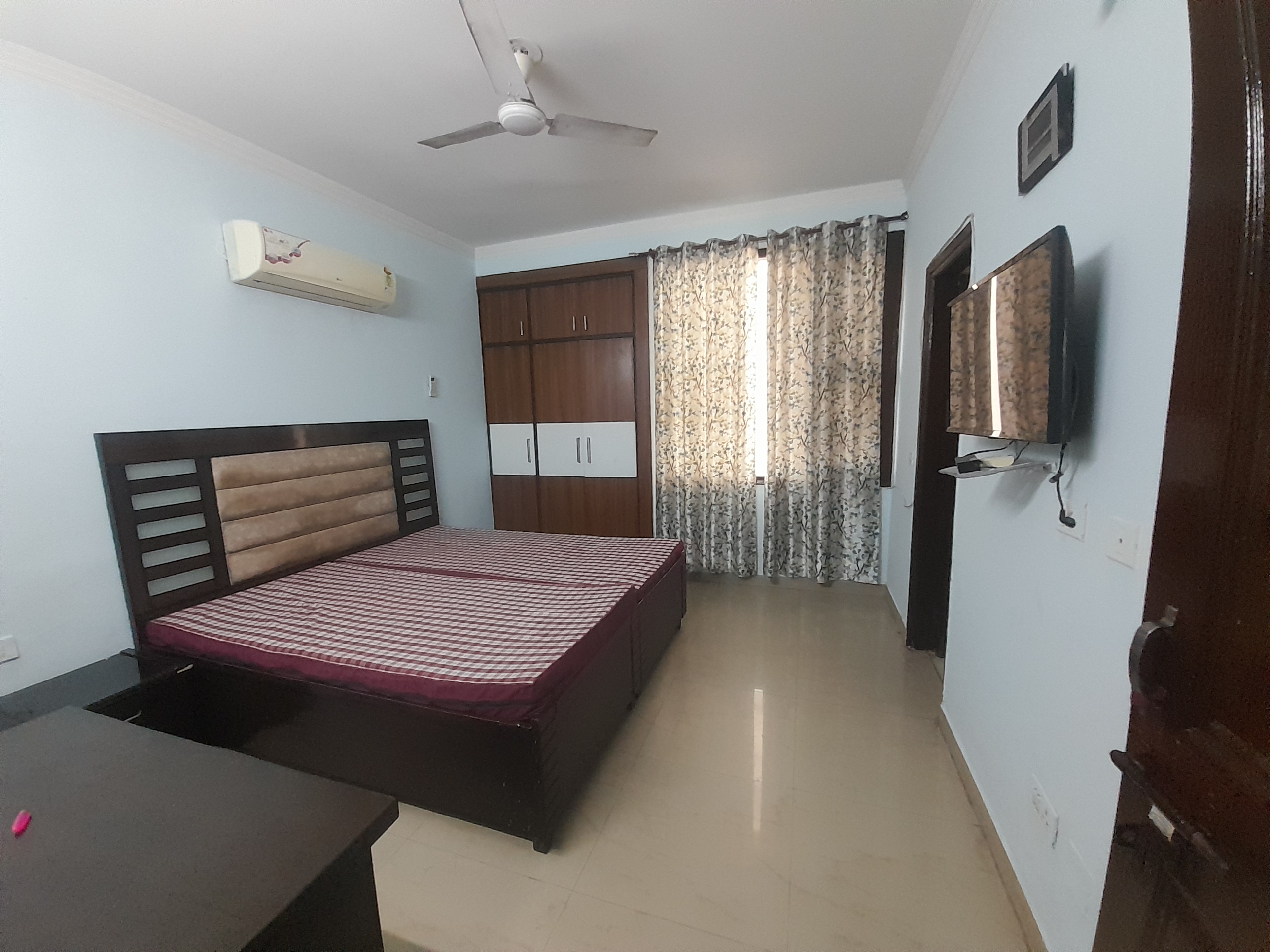 2 BHK + Pooja Room Apartment For Rent in Maya Garden City
