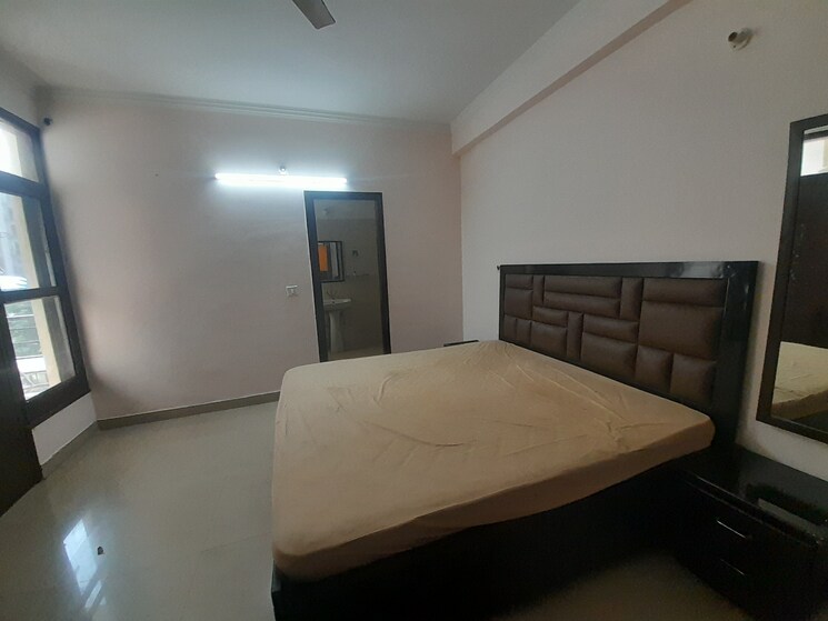 Bedroom, maya-garden-city 2 Bedroom 1307 Sq.Ft. Apartment In Lohgarh Zirakpur 9079120