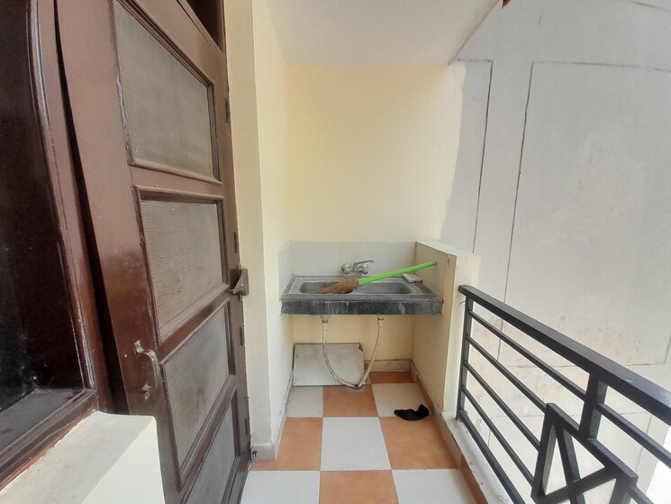 Kitchen, maya-garden-city 2 Bedroom 1307 Sq.Ft. Apartment In Lohgarh Zirakpur 9079120