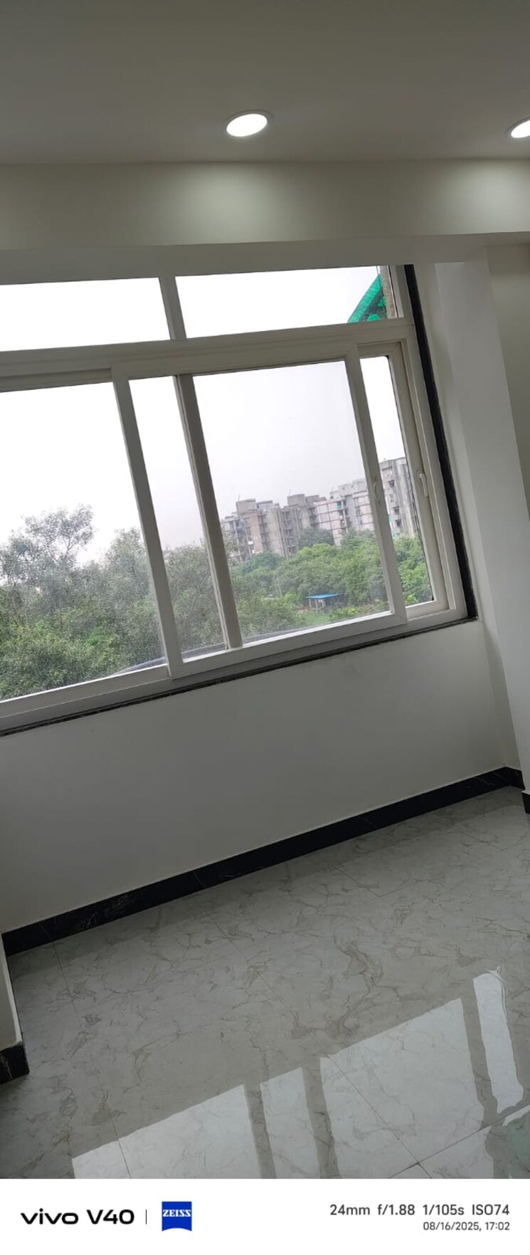 Room, sector 3 dwarka 3 Bedroom 1500 Sq.Ft. Apartment In Sector 3 Dwarka Delhi 9079181