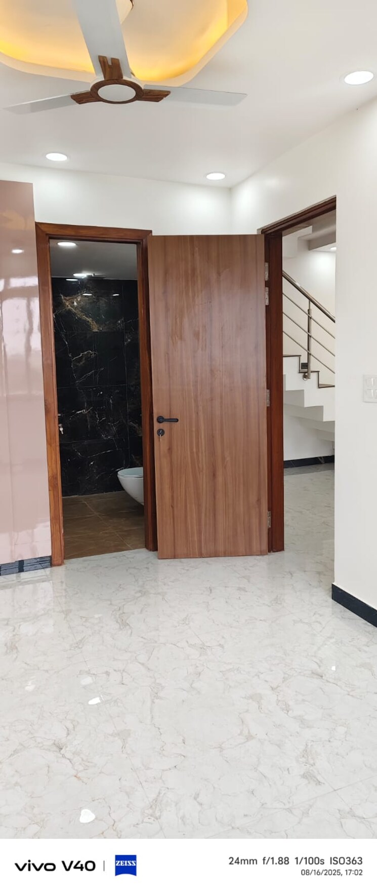 undefined, sector 3 dwarka 3 Bedroom 1500 Sq.Ft. Apartment In Sector 3 Dwarka Delhi 9079181