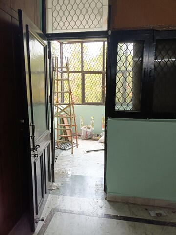 Room in 2 BHK Builder Floor at New Ashok Nagar – for Rent