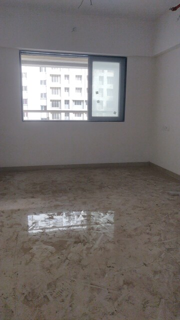 Room in 1 BHK Apartment at Squarefeet Ace Square phase 2, Ghodbunder Road – for Rent