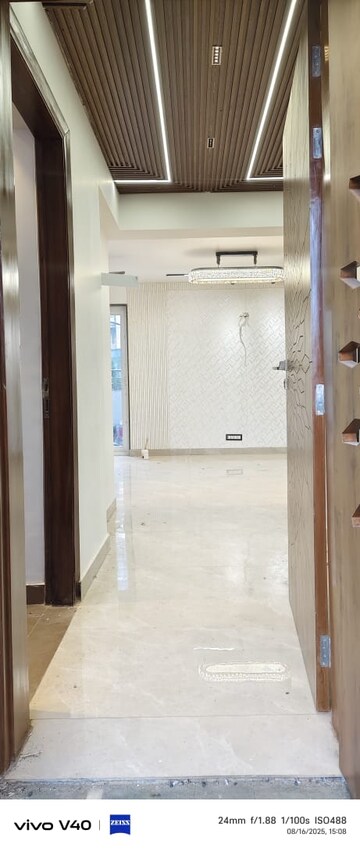 Bathroom in 3 BHK Apartment at Sector 19 Dwarka – for Rent