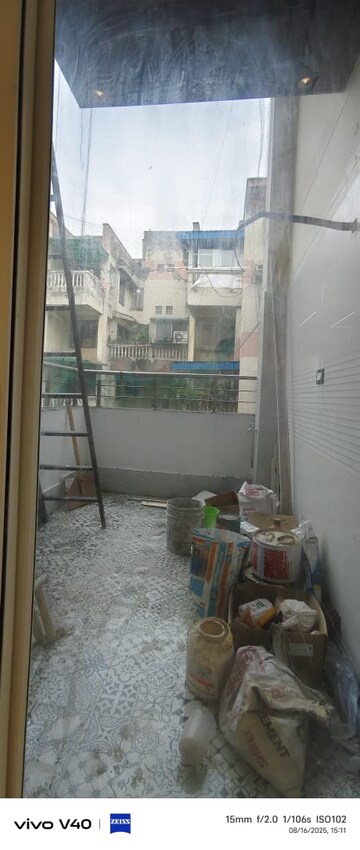 Bathroom in 3 BHK Apartment at Sector 19 Dwarka – for Rent