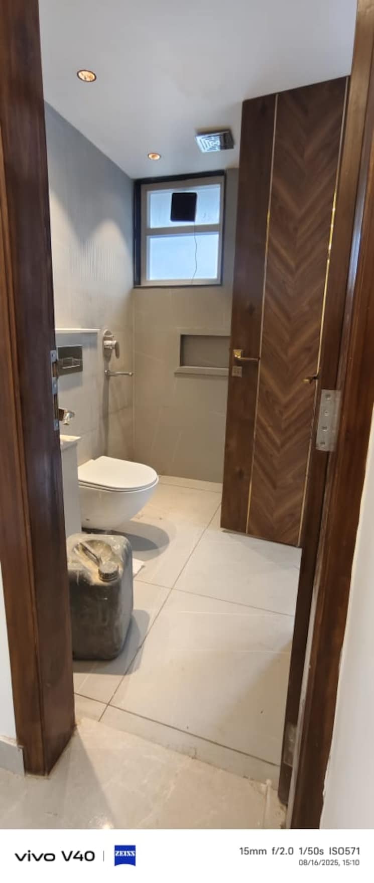 Bathroom, sector 19 dwarka 3 Bedroom 1550 Sq.Ft. Apartment In Sector 19 Dwarka Delhi 9079217