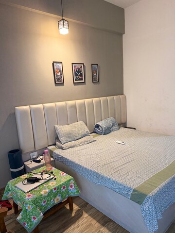 1 BHK Apartment For Rent in Paramount Golfforeste, Zeta I Greater Noida