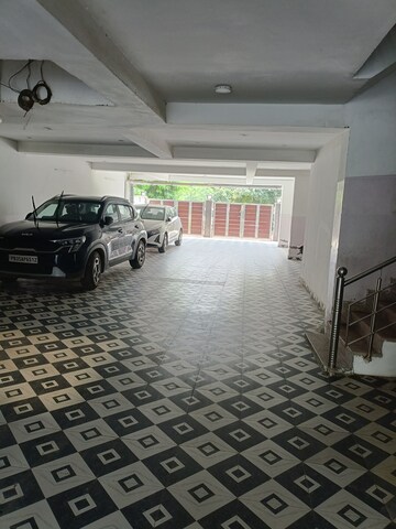 Parking in 3 BHK Builder Floor at Ansal API Esencia, Sector 67 – for Rent