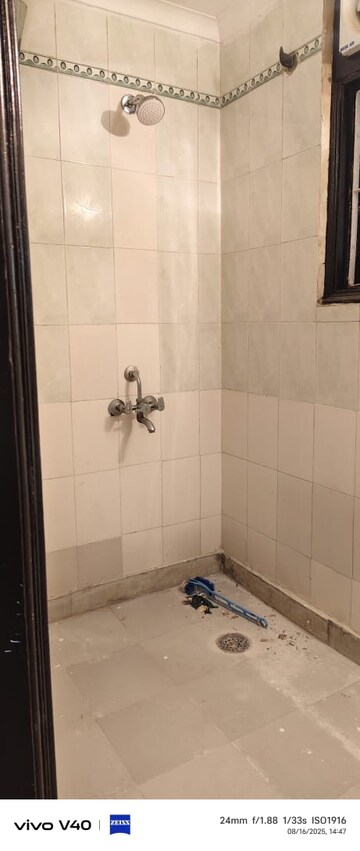 Bathroom in 3 BHK Apartment at Sector 19 Dwarka – for Rent