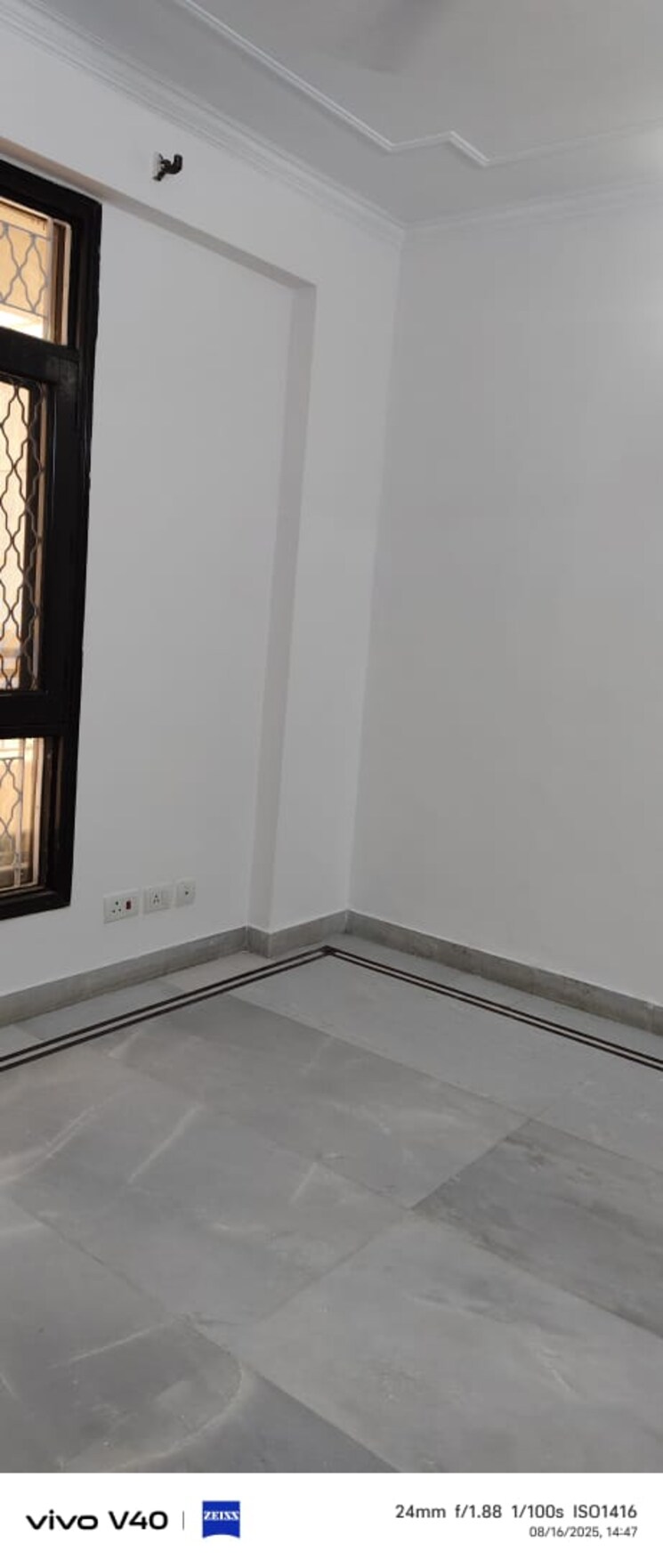 Room, sector 19 dwarka 3 Bedroom 1500 Sq.Ft. Apartment In Sector 19 Dwarka Delhi 9079239