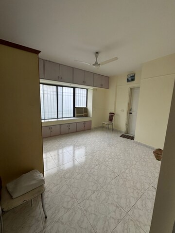 Room in 2 BHK Apartment at Koteshwar Niwas CHS, Vile Parle East – for Rent