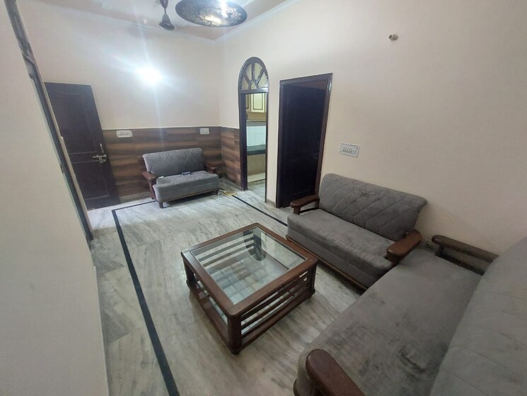 Living Room, sector 37 4 Bedroom 2400 Sq.Ft. Builder Floor In Sector 37 Faridabad 9079289