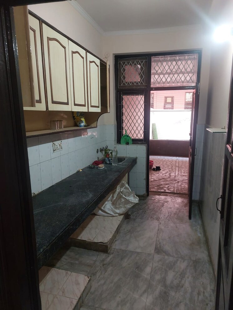 Kitchen, sector 37 4 Bedroom 2400 Sq.Ft. Builder Floor In Sector 37 Faridabad 9079289