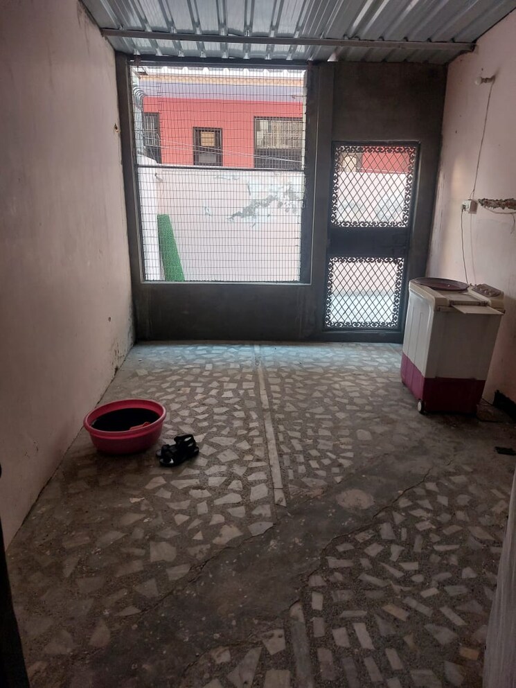 Bedroom, sector 37 4 Bedroom 2400 Sq.Ft. Builder Floor In Sector 37 Faridabad 9079289