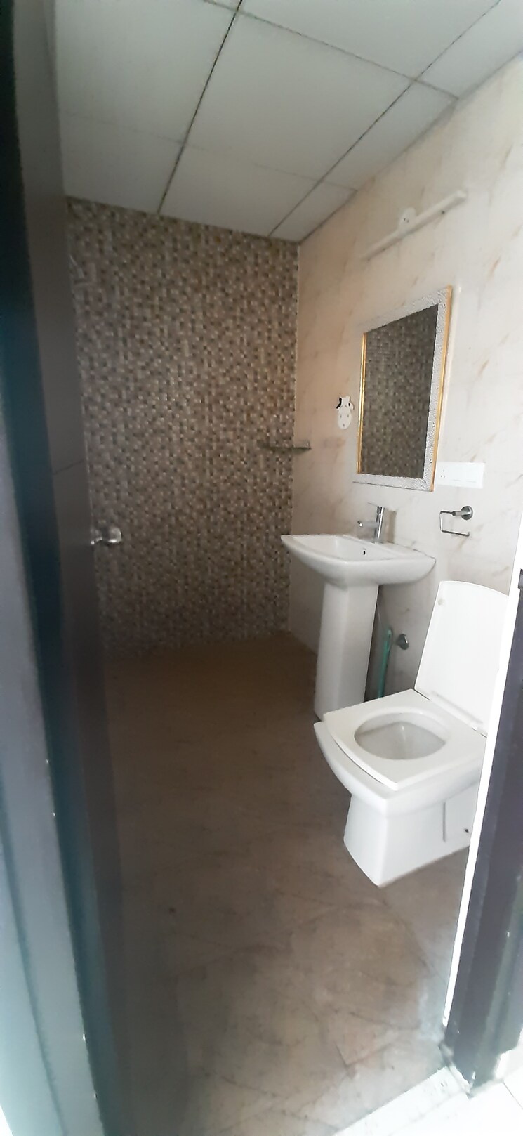 Bathroom, land-craft-golf-links-apartment-phase-2 3 Bedroom 1450 Sq.Ft. Apartment In Pandav Nagar Ghaziabad 9079309